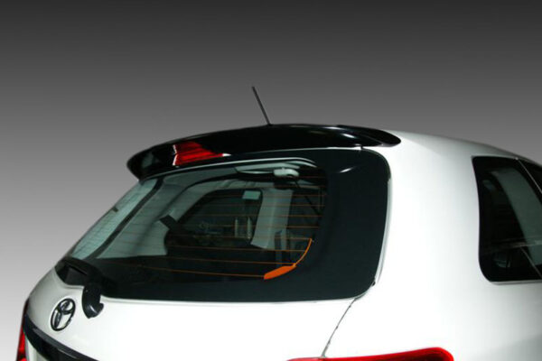 Spoiler de techo para Toyota Yaris Mk3 - Imagen 3