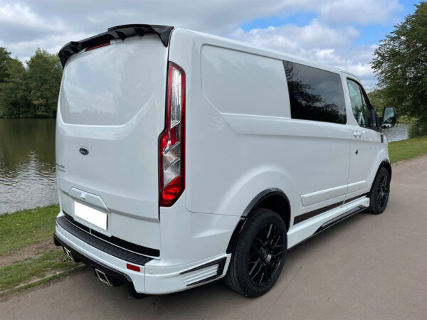 Alerón de techo para portón trasero Ford Transit Custom V.2 - Imagen 2