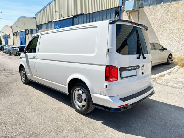 Volkswagen T6.1 alerón para techo de puertas de granero - Imagen 2