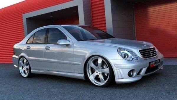 Mercedes-Benz Clase C W203 Aspecto AMG 204