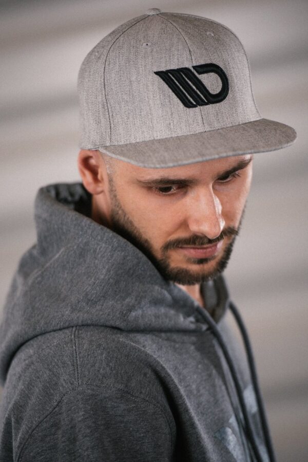 Gorra Gris Jaspeado para Vehículos Deportivos - Imagen 2