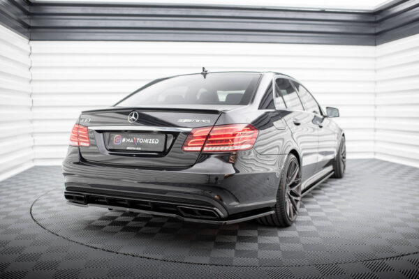 Difusor trasero (con barras verticales) Mercedes-Benz E63 AMG Sedan W212 Restyling - Imagen 2