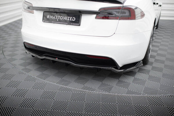 Difusor trasero (con barras verticales) V.1 para Tesla Model S Plaid Mk1 Restyling - Imagen 8