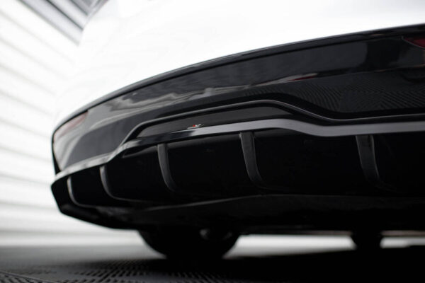 Difusor trasero (con barras verticales) V.1 para Tesla Model S Plaid Mk1 Restyling - Imagen 10