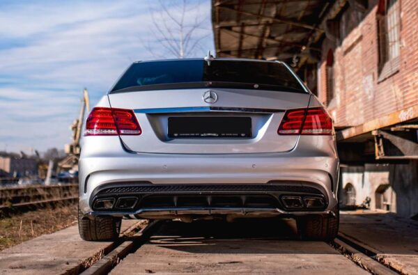 Extensión splitter Mercedes-Benz E63 AMG / AMG-Line / Standard Sedan W212 Restyling - Imagen 12