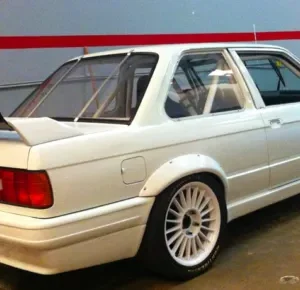Alerón / Spoiler Evo Style para BMW Serie 3 E30 (1982-1994)