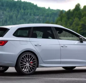 Faldones laterales Aerodinámica style ST para Seat León 5F ST Sports Tourer (2012-2020)