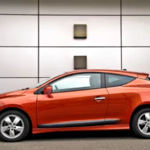 Faldones laterales Renault Megane MK3 (modelo de 3 y 5 puertas) (2008-2016)