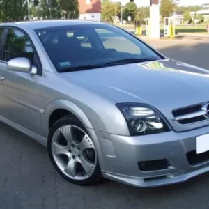 Paragolpes delantero OPEL VECTRA C GTS SRI SIGNUM añadido (jupe) Año no especificado.