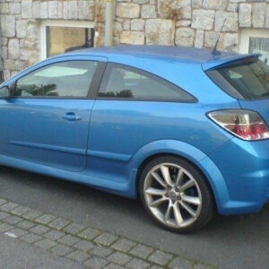 Faldones Laterales Opel Astra H - Maxton Design